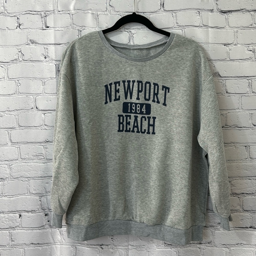NWOT Newport Beach Sweatshirt